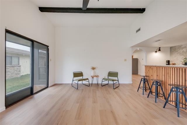 Foto del edificio - 2410 Cedar Elm Ln