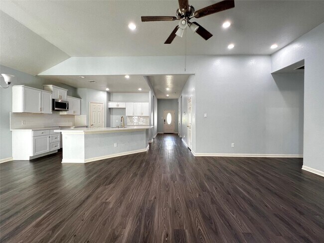 Foto del edificio - 1216 Deputy O McDuffie Jr St