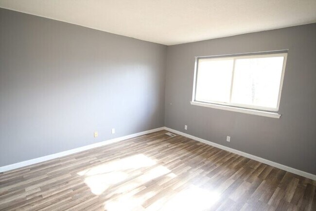 Foto del edificio - 3BD/2BA Townhome