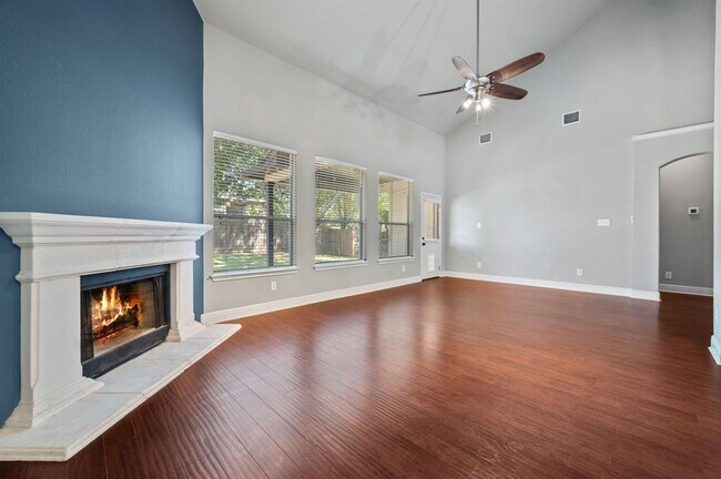 Building Photo - 2016 Melissa Oaks Ln