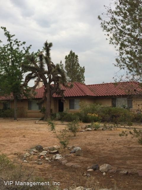 Primary Photo - 3 br, 2 bath House - 20807 Rancherias Rd.