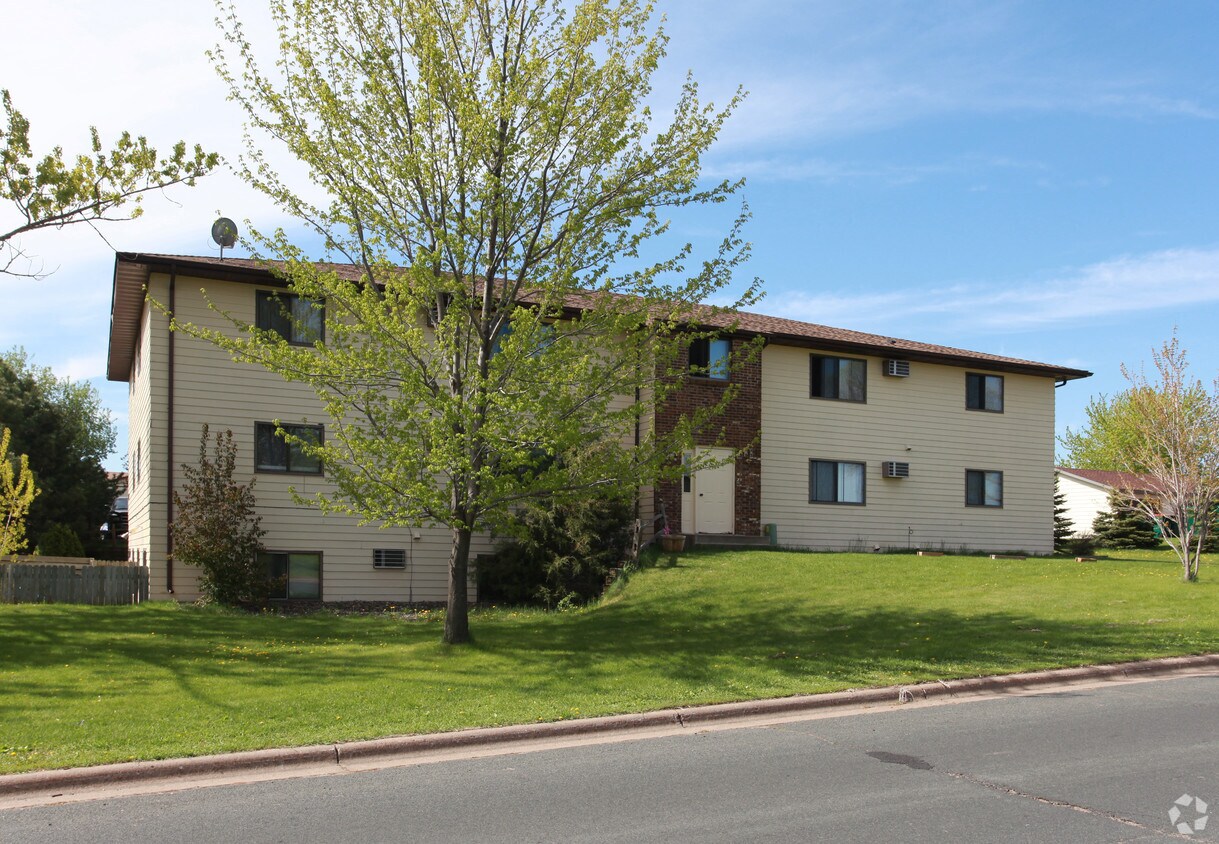 Primary Photo - 1601 Aspen Dr