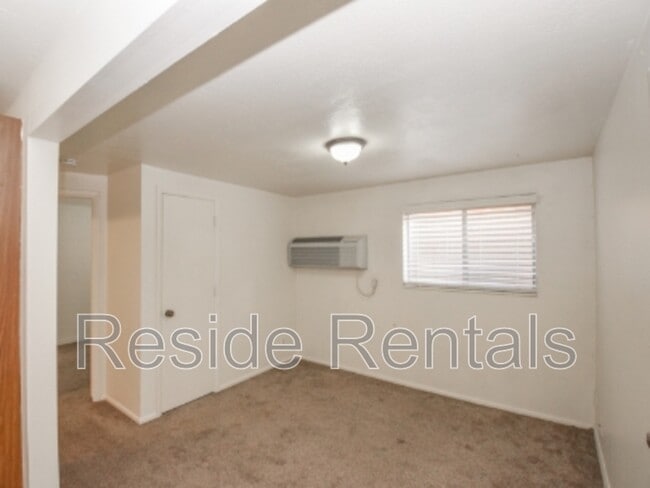 Foto del edificio - 654 1/2 East 800 North - 4