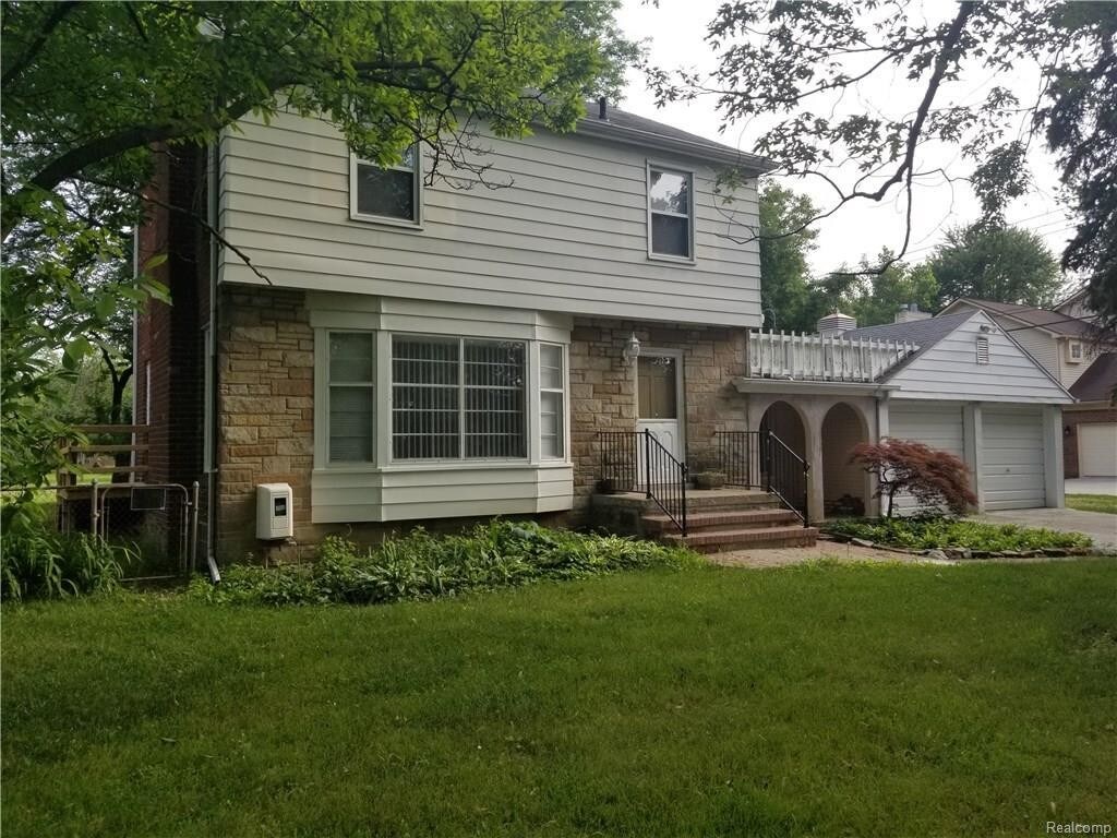 Primary Photo - 17435 Mt Vernon St