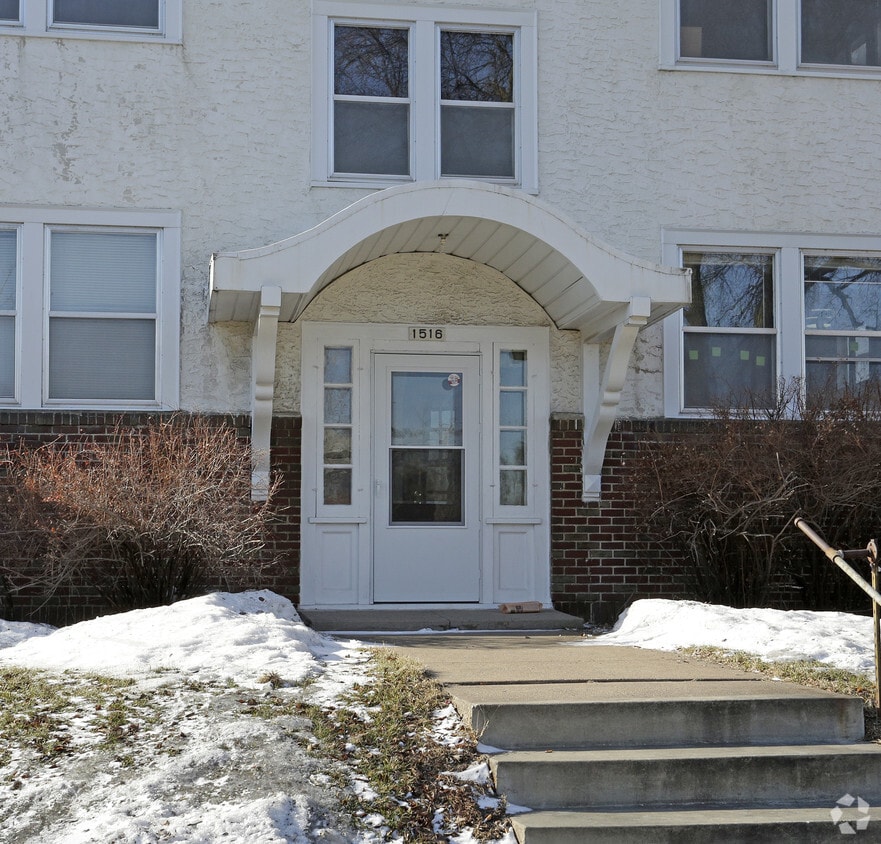 Building Photo - 1516 Grand Ave
