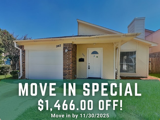 Building Photo - 942 Somercotes Ln