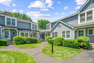 Building Photo - 95 Fawn Ridge Ln