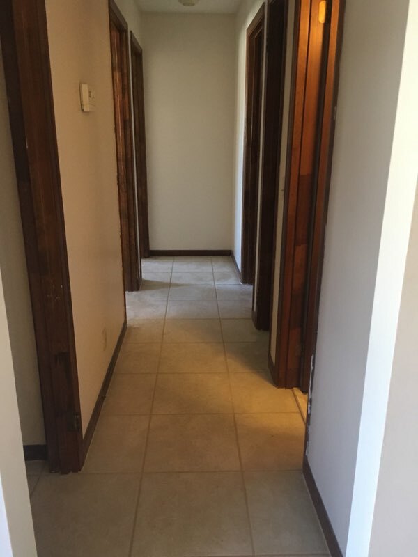 Foto del edificio - 7906 Dwyer Dr