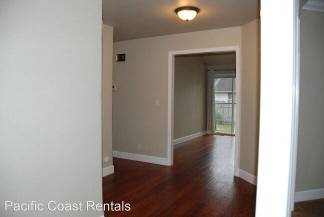 Building Photo - 3 br, 2 bath House - 4832 Dickson Drive