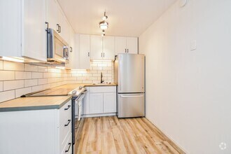 Building Photo - 330 E 700 S