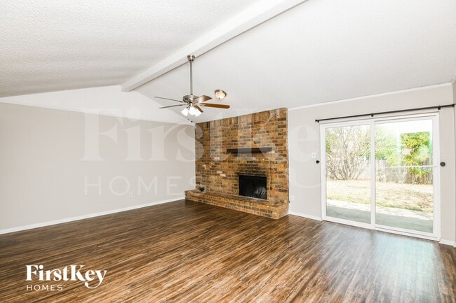 Foto del edificio - 7508 Evergreen Dr