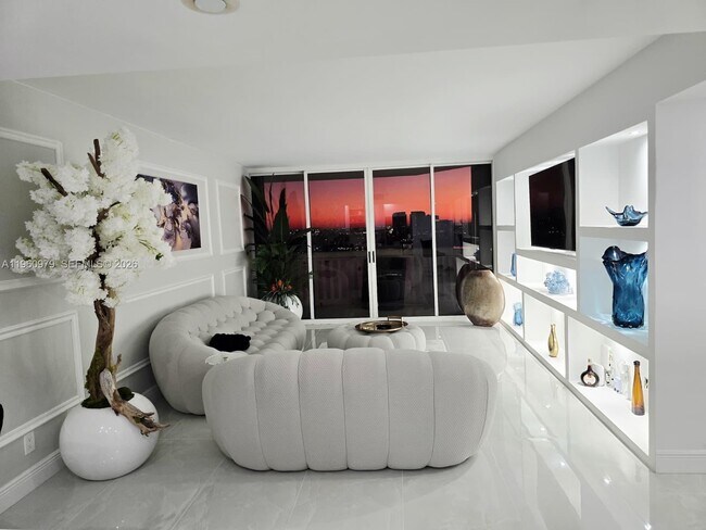 Foto del edificio - 1000 W Island Blvd