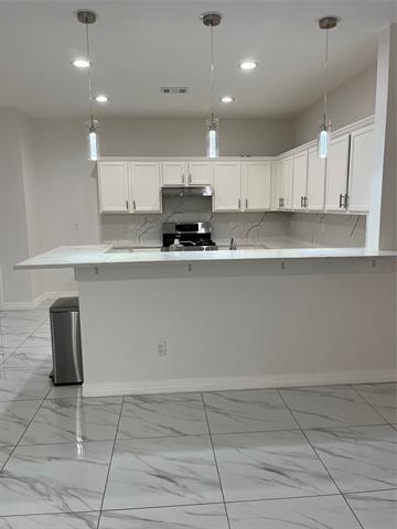 Foto del edificio - 7504 Marsland Ln