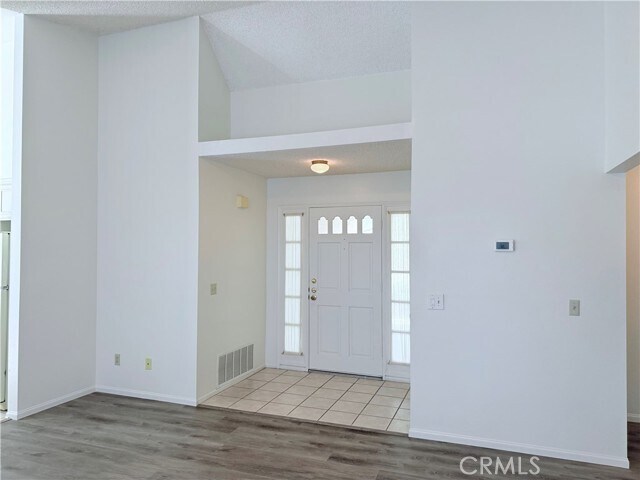 Foto del edificio - 39330 Gainsborough Dr