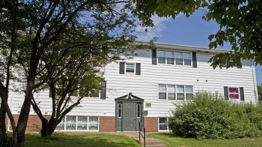 Building Photo - 511 - 523 Queen Street
