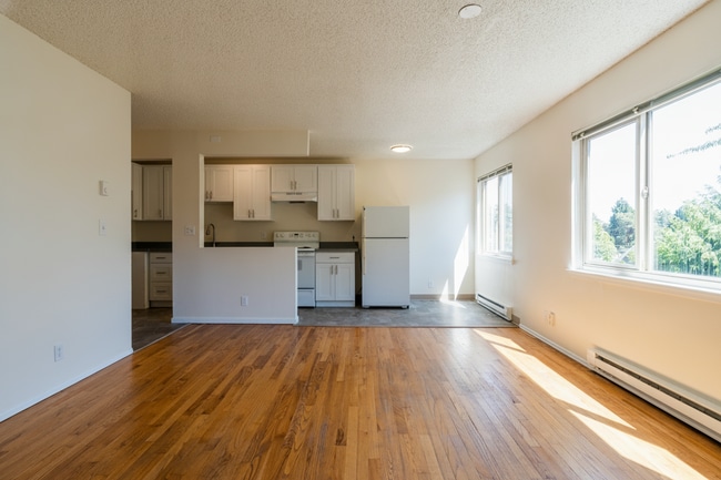 Interior Photo - Lake Vista Apartments
