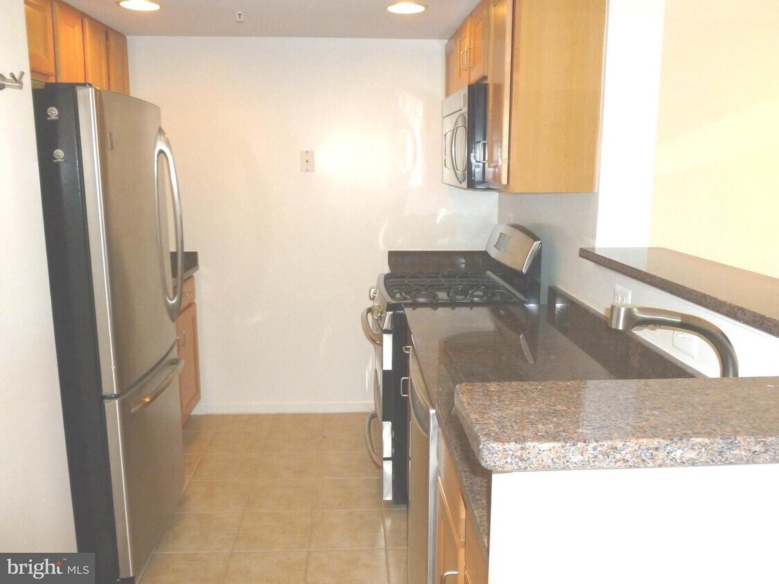 2220 Fairfax Dr Unit 501, Arlington, VA 22201 Apartment for Rent in