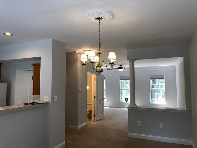 Building Photo - 2209 Kimball Pl