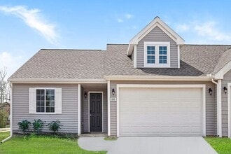Building Photo - 1010 W Villas Dr