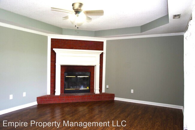 Building Photo - 3 br, 2 bath House - 211 Elderberry Circle