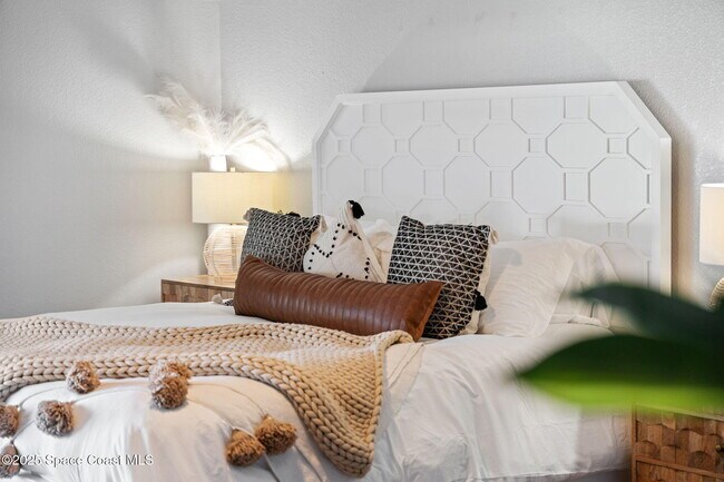 Building Photo - 1493 S Atlantic Ave