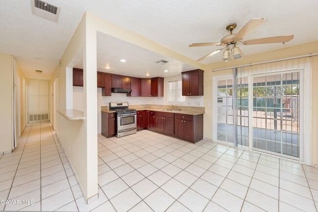 Building Photo - 10655 E Ave R 6