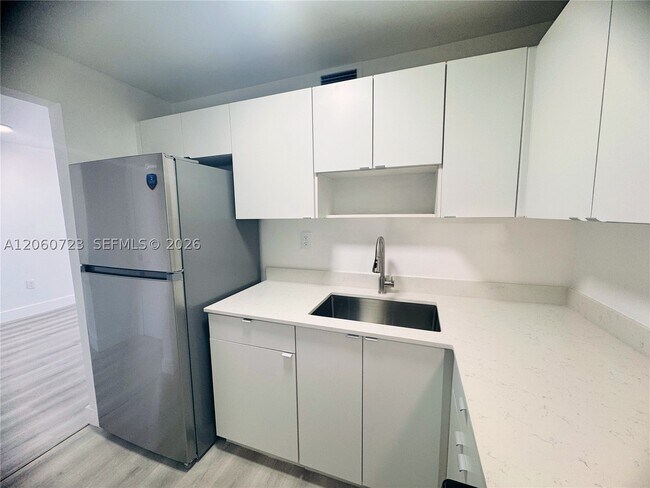 Foto del edificio - 6095 W 18th Ave