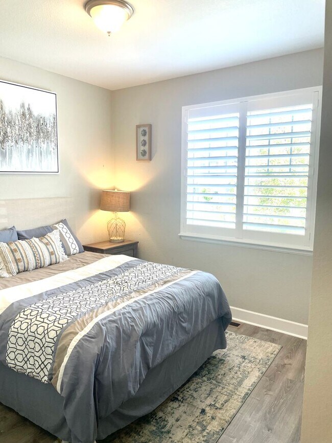 Foto del edificio - Special offer move in -Fully Furnished Hom...