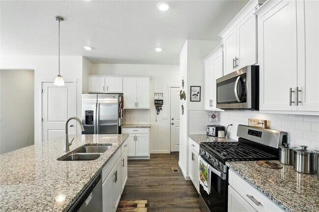 Foto del edificio - 27504 E 1st Pl