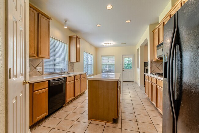 Foto del edificio - 2123 Hill Canyon Ct