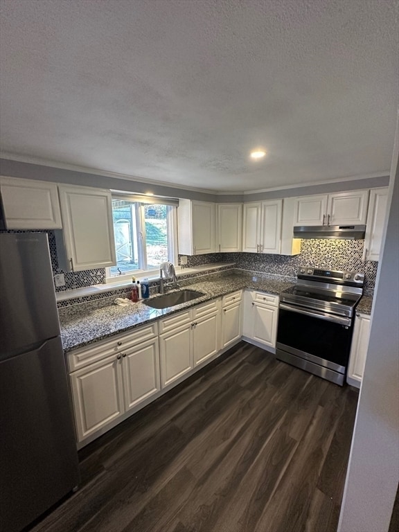 Building Photo - 11 Sutcliff Ave