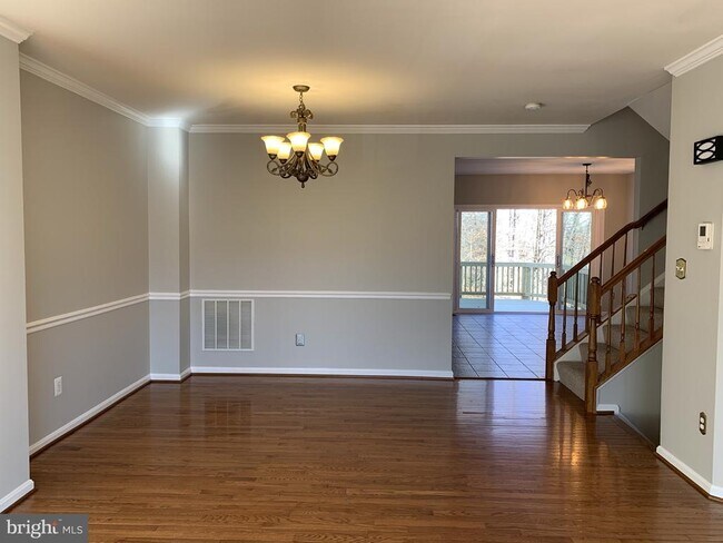 Building Photo - 3384 Governors Crest Ct