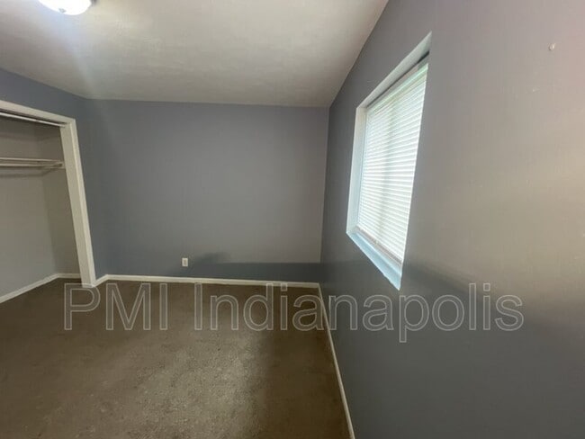 Foto del edificio - 6238 Eastridge Dr