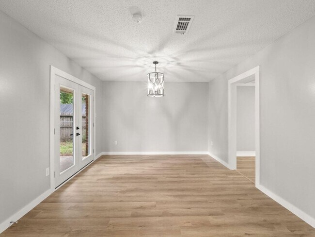Foto del edificio - 2063 Columbus Cir
