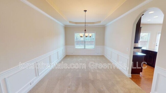 Building Photo - 306 Strasburg Dr