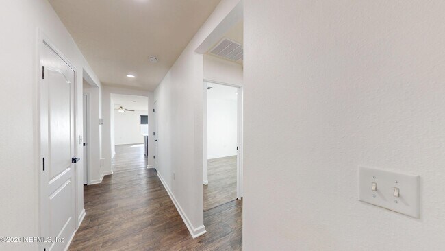 Building Photo - 3640 Alta Lakes Blvd