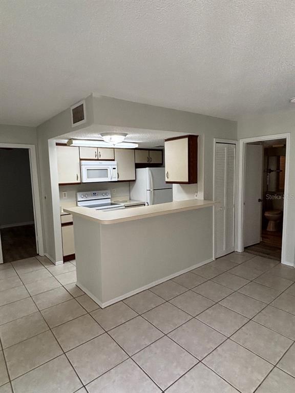Foto del edificio - 537 Sun Ridge Pl
