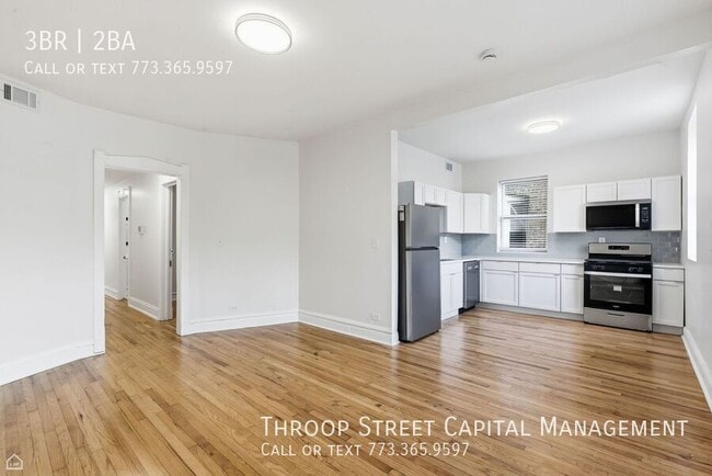 Building Photo - 6134 S Vernon Ave