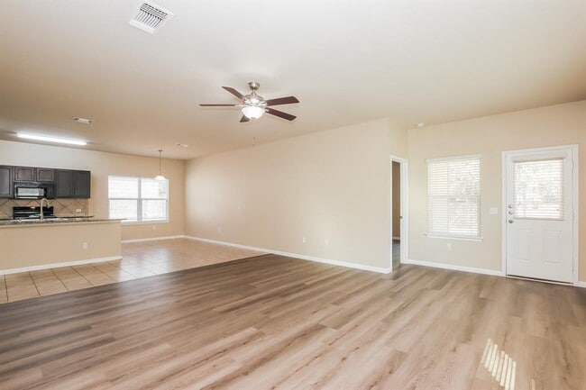 Building Photo - 1608 Atlantica St