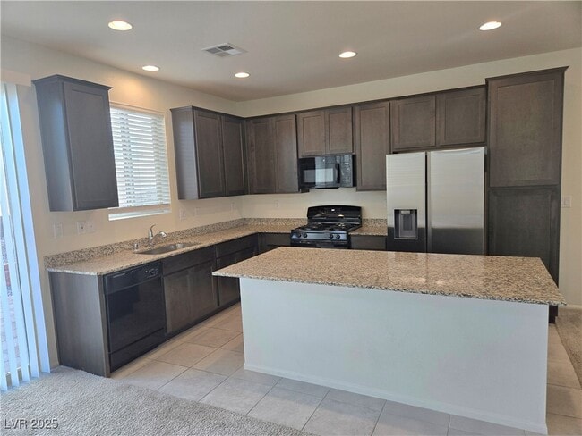 Building Photo - 5817 Bonita Rose St