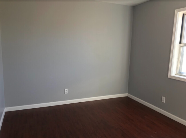 Building Photo - 10575 Maverick Circle