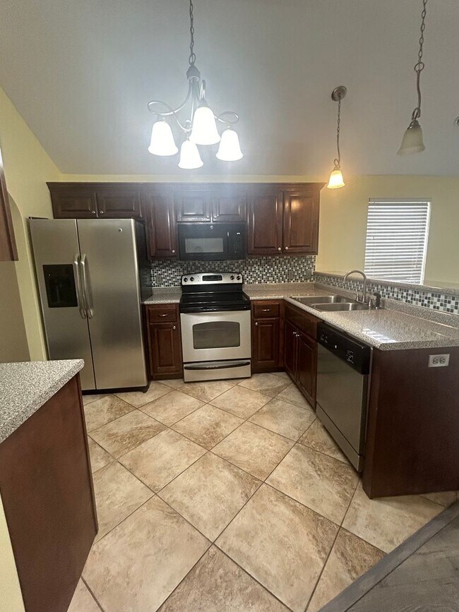 Building Photo - 201 Wexford Way