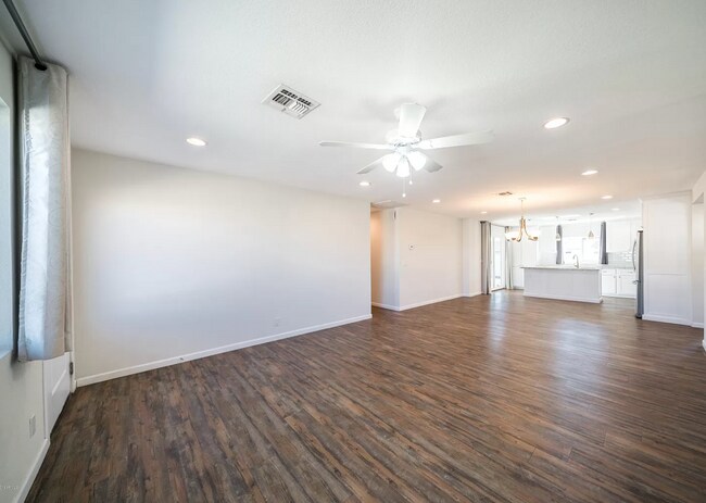 Open Living Space - 409 E McKinley St