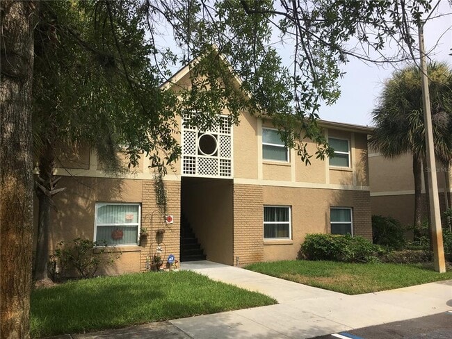 Building Photo - 9950 Turf Way