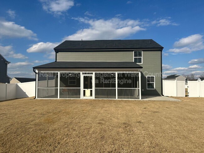 Building Photo - 262 Hunting Wood Dr
