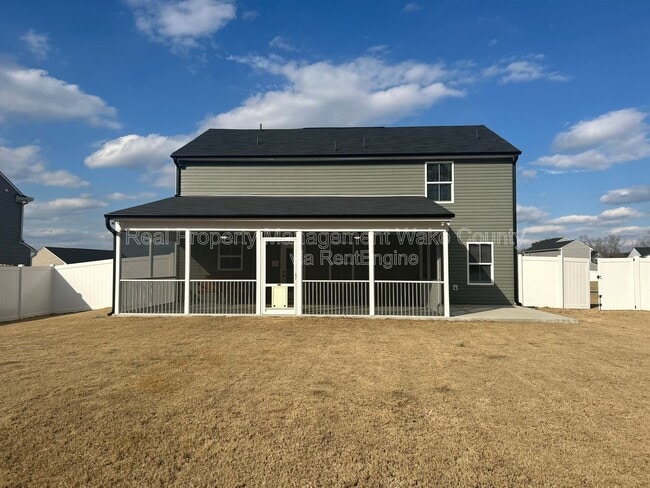 Foto del edificio - 262 Hunting Wood Dr