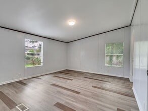 Building Photo - 25779 Almarie Dr
