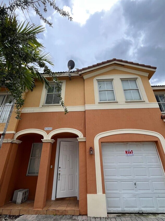 Foto principal - 10908 SW 240 Ln