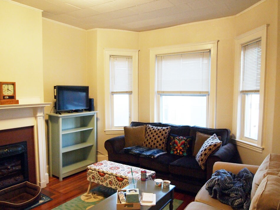 374 Broadway, Everett, MA 02149 Apartments in Everett, MA