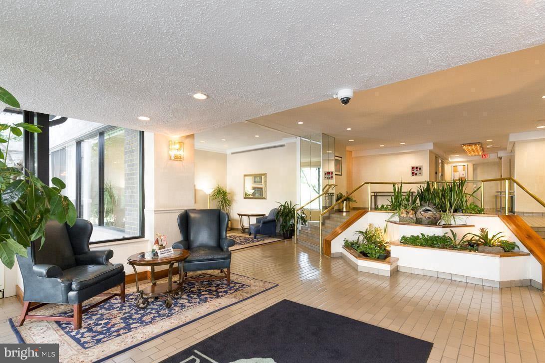 Foto principal - 5340 Holmes Run Pkwy
